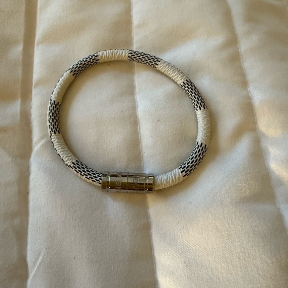 Louis Vuitton Black and Cream Bracelet - Picture 1 of 5